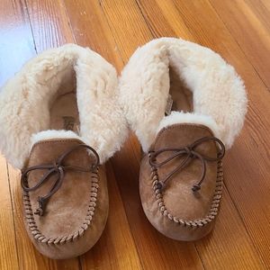 UGG Alena Moccasin Chestnut size 7